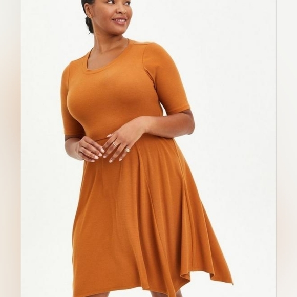 Torrid Midi Super Soft Rib Hanky Hem Dress Size 1/1X NWT - Picture 2 of 9